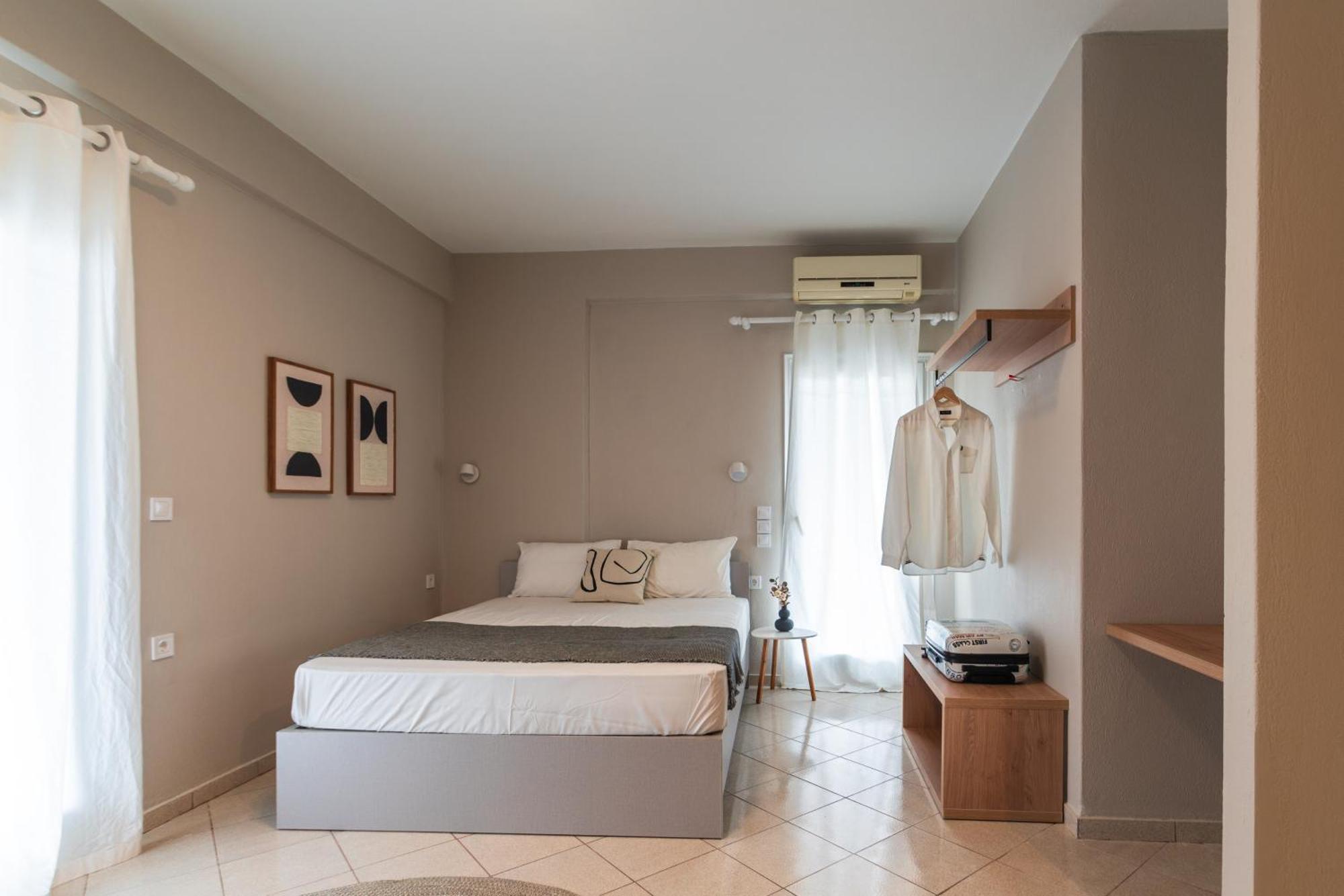 Blue Hug Apartment Plataria